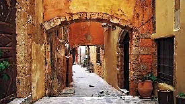 Exploring the past: Old City of Chania